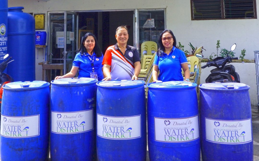 Barangay Opao receives water storage drums from MCWD
